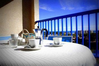 Accommodation Beach Apartments Valencia Exteriör bild