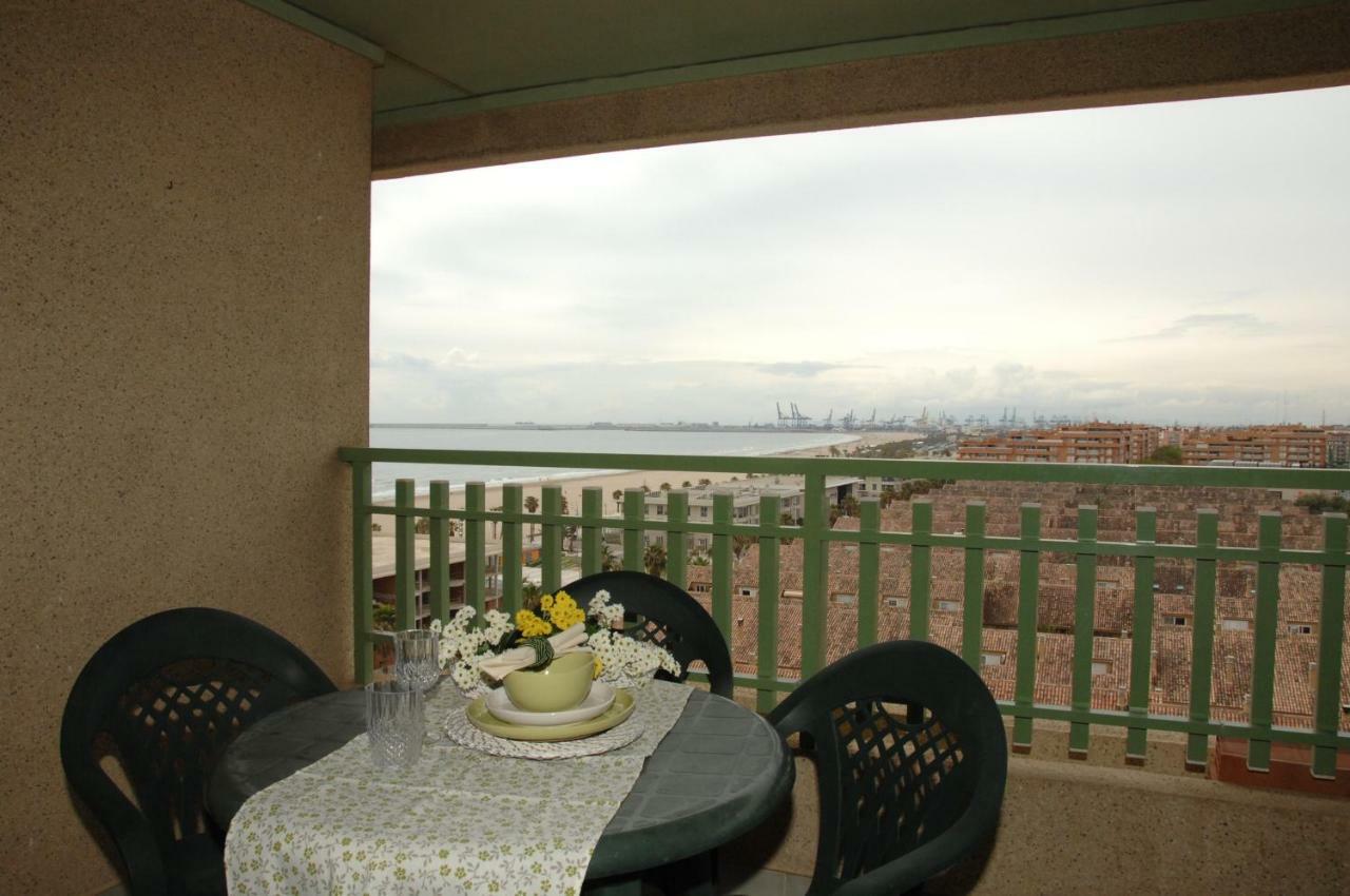 Accommodation Beach Apartments Valencia Exteriör bild